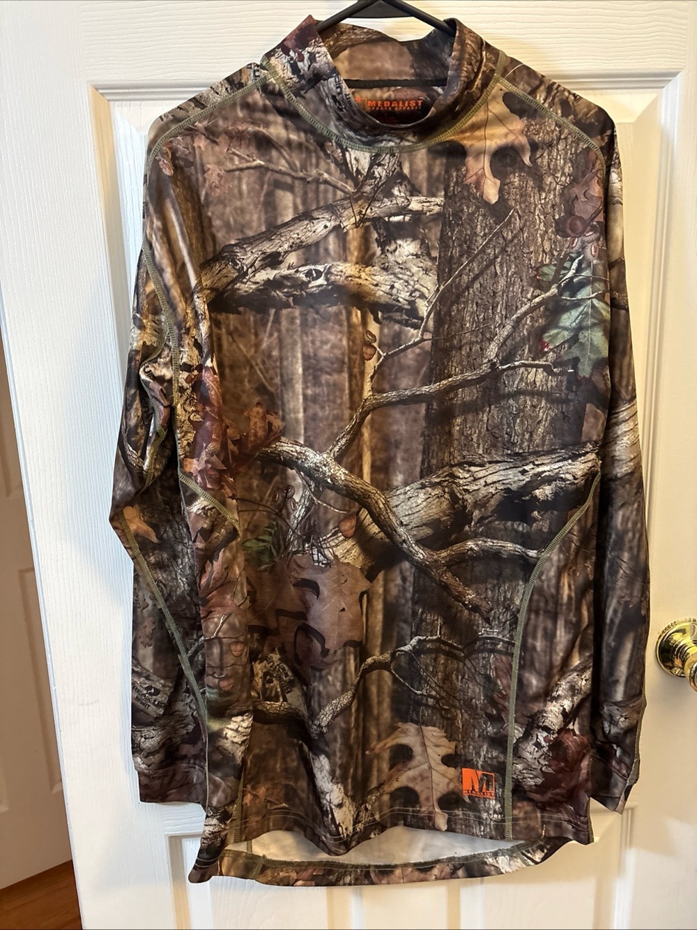 Mossy Oak Men's Long-Sleeve Camo Performance Shirt - Brown Green